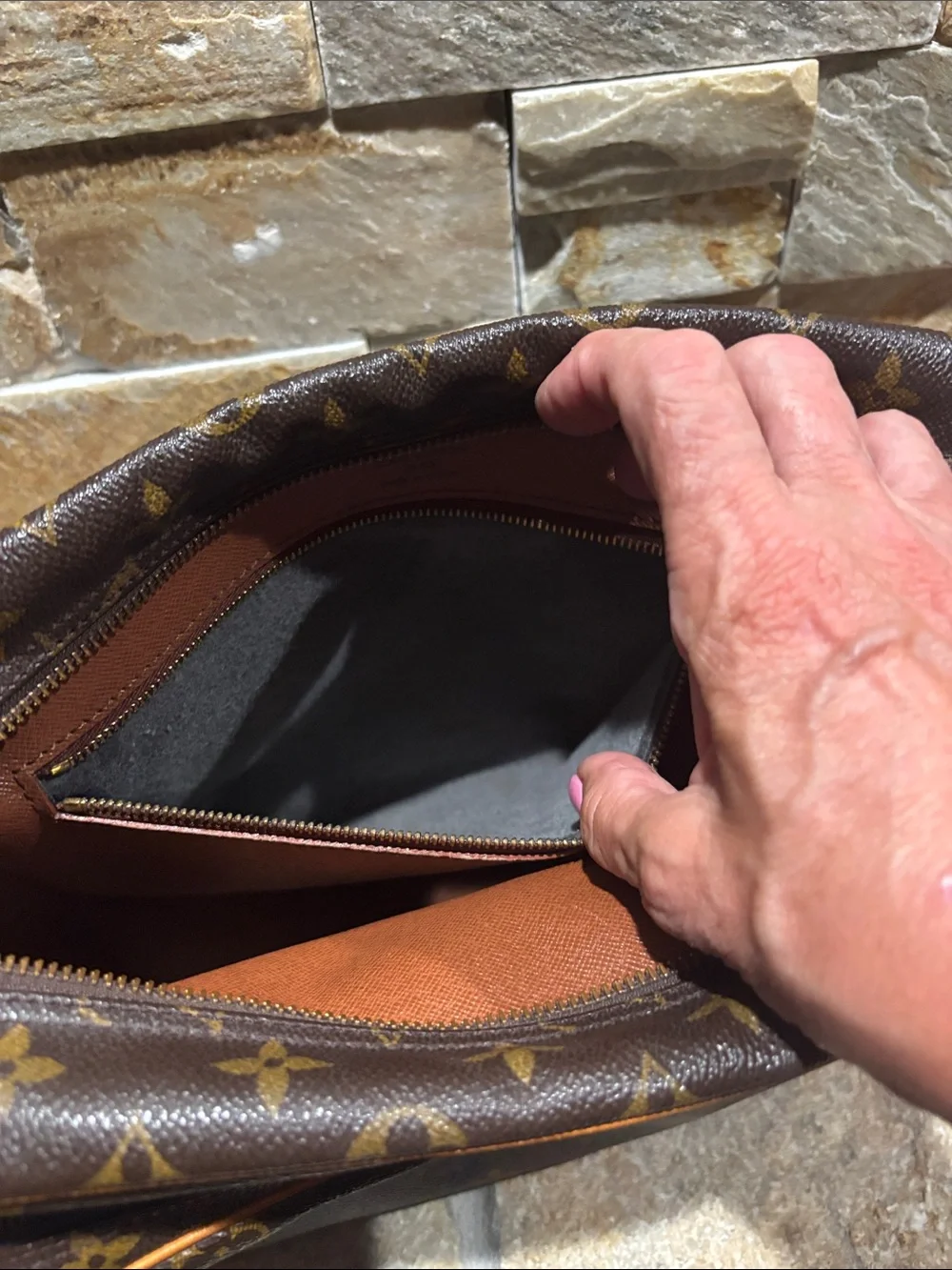 Louis Vuitton Monogram Canvas Nile Crossbody Bag in Brown and Tan